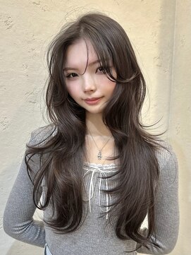 ライン(LINE) 韓国風/レイヤー/小顔/前髪カット/髪質改善/グレージュ/透明感