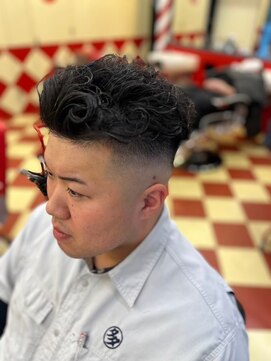 キングスマントーキョー 府中店(KINGSMAN TOKYO) メンズパーマ