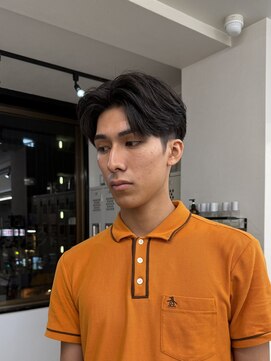 ソソ(soso) ショートセンターパート/フェザーパーマ/横浜