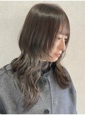 ハイレイヤー×ベージュ