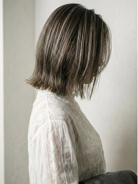 ニコリヘアワークス(nicori hair works) ボブ×外ハネ×ハイライト2