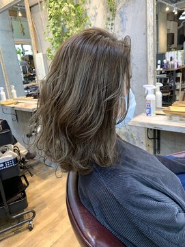 ロダット 横浜(LODAT by little) バレイヤージュ×グレージュ【LODAT横浜】