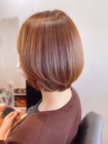 ディオ アンド ルーチェ アット(Dio&Luce at.)&nbsp;【麻布十番・三田・六本木】白髪を活かした上品ハイトーンカラー