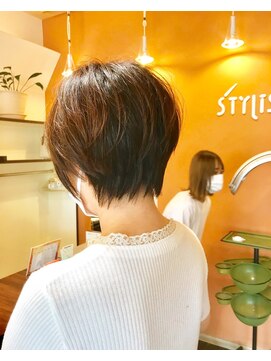 ヘアー スタイリスト(hair STYLIST) くびれショート
