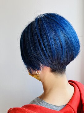 クリアスウィート(clear swi:t) 刈り上げショートxデザインカラー