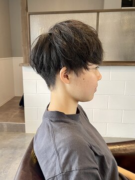 西本整髪 レディースマッシュショート 刈り上げ