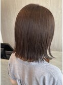 外ハネナチュラルミディアムヘア