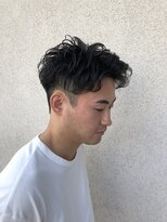 ゴットラトゥール(GOTTO LATOUR)&nbsp;センターパート/メンズパーマ/波巻きパーマ/ツイスパ/ツイスト