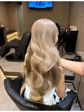 NLY シルキーベージュ