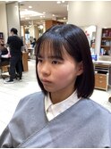 前上がりボブ