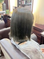 キャラ 池袋本店(CHARA)&nbsp;透け感のあるカラーをされたい方におすすめオリーブグレージュ♪