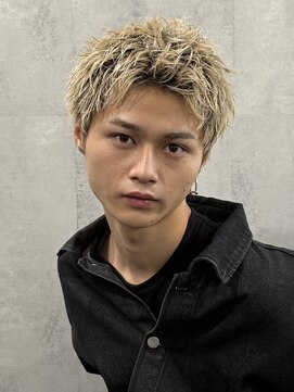 ラベル 渋谷(LAVEL) スパイキーショート/ブロンド/ブリーチカラー/抜きっぱなし