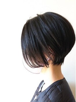 アンダーザサンスイート(Under The Sun SUITE)の写真/【小顔シルエットで大人可愛く☆】骨格に合わせた似合わせカットが大人気◎360度どこから見ても可愛いStyle