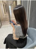 美髪縮毛矯正で髪の整形を『清楚な艶髪ストレートロングヘア』