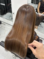 ロムーク 表参道(LOMKH)&nbsp;ロングレイヤーカット顔周りシールエクステ秋ヘーゼルグレージュ