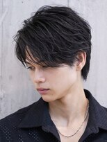 テン 心斎橋(tenn.)&nbsp;メンズセンターパート七三分けパートニュアンスパーマ刈り上げ