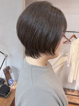 ノル(Knoll) 小顔にみえるショートレイヤーカット【30代、40代、50代、銀座】
