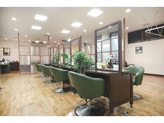 hair salon CROWD 【ヘアーサロン　クラウド】