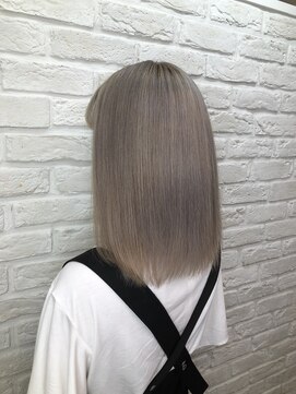 アンククロス 表参道(ANKH CROSS) ホワイトアッシュ 【ANKH CROSS 表参道】