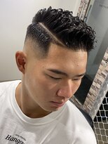 ドルクス 日本橋(Dorcus) 20代30代髪型東京barber日本橋スキンフェードウェーブパーマヘア