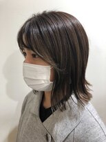 ビーワールド(B WORLD)&nbsp;さりげないハイライトが可愛いグレージュカラー【藤枝】