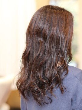 アトリエトゥーレ(atelier tule) 育てるカラー