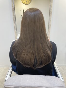 ヘアアンドヘッドスパ エリー(hair&headspa elly) ヘーゼルベージュ