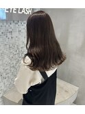 オリーブベージュ
