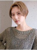 イメチェンヘアスタイル/前下がりボブ