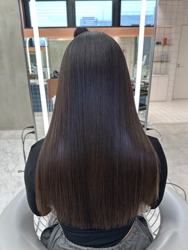 ロンドルーチェ 心斎橋(Lond luce) ダークアッシュ/ミディアムレイヤーカット［髪質改善/縮毛矯正］