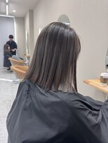 シカ 神戸三宮元町店(Cica)&nbsp;ハイライト デザインカラー ブリーチ 綺麗め 髪質改善 三宮