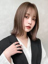 【赤みゼロ！オリーブベージュ×外ハネボブ】透明感×抜け感の絶妙バランスが人気の秘密♪