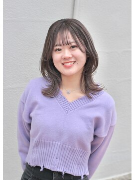 ヘイリー(HAILEY) くびれミディ×グレージュカラー×ナチュラル透明感