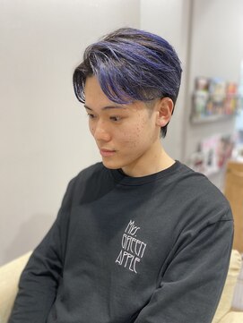 オーセンヘア(AUTHEN.HAIR) 毛流れセンターパート/ブリーチグラデーション/【仙台】