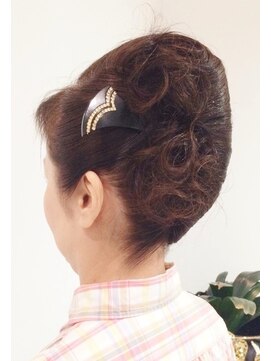 ヘアアンドメイク オプシス(Hair&Make OPSIS) 夜会アレンジ