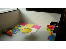 キッズル‐ム♪小さなお子様には付添いの方をお願いしております