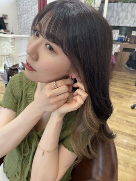 リリー ヘアーアンドビューティー(Lily) インナーカラー