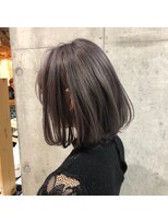 シエスタ(Siesta)&nbsp;siesta 京都☆シルバーアッシュ×フレンチボブ