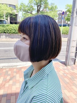 カミトヒト ぱっつんボブ
