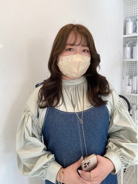 エンリッチヘア(enrich hair) ミディアムレイヤー オリーブベージュ