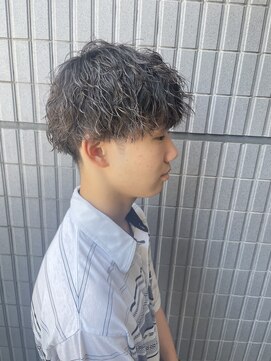 フェイス 石川町 (FACE) ツイストスパイラルパーマ×メンズマッシュ