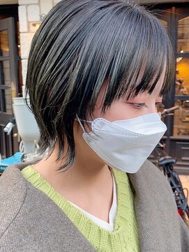 スー(suu) 大人ショートボブウルフカットレイヤーカット切りっぱなしボブ