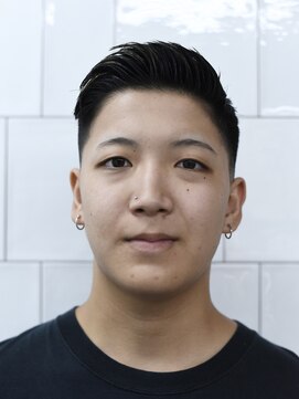 メリケンバーバーショップ フクオカ(MERICAN BARBERSHOP FUK) ハイライトマッシュパーマウルフアッシュブラック