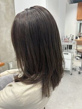 スピカ(supika.) 10代20代30代40代 大人キレイめレイヤーセミロング