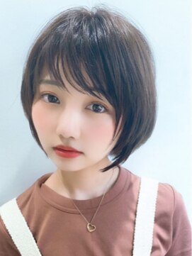 エミュ 新宿(emu) 大人可愛い小顔ショートボブ