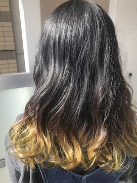 オーストヘアー ミコ(Aust hair Mico) グレーカラー×イエロー裾カラー