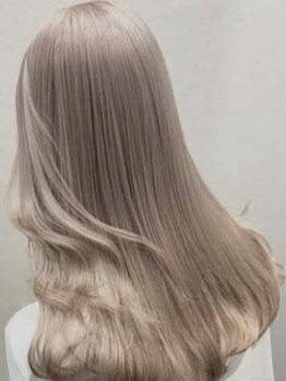 アールシリウス(R,SIRIUS)の写真/【神戸三宮5分】カラーが得意なマンツーマン美容室!周りを気にせず落ち着く空間でイメチェンしませんか♪