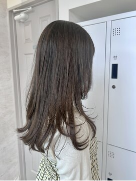 プリンプ トータルビューティ(PRIMP.total beauty) ふわっとレイヤー 春ヘアー お顔まわりカット