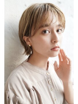 カライングドゥ(ing deux) 大人可愛い20代30代40代黒髪前下がりひし形小顔ボブ丸みショート