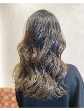 リコ バイ ルート(Lico by Route) 大人なグラデーションカラー